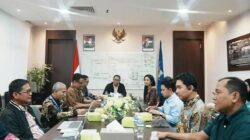 Anggota/Deputi Bidang Investasi BP Batam, Fary Francis, menerima kunjungan rombongan Asosiasi Daur Ulang Plastik Indonesia (ADUPI). Foto: dok Humas BP Batam