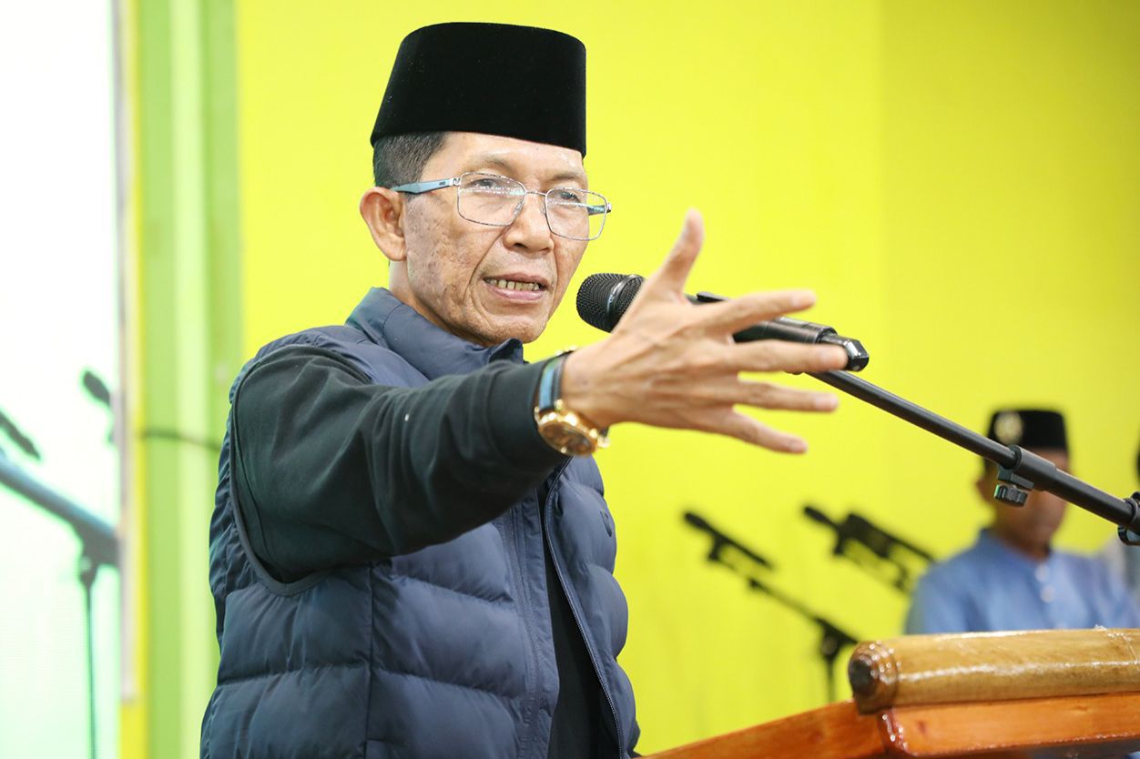 Wali Kota Batam, Amsakar Achmad