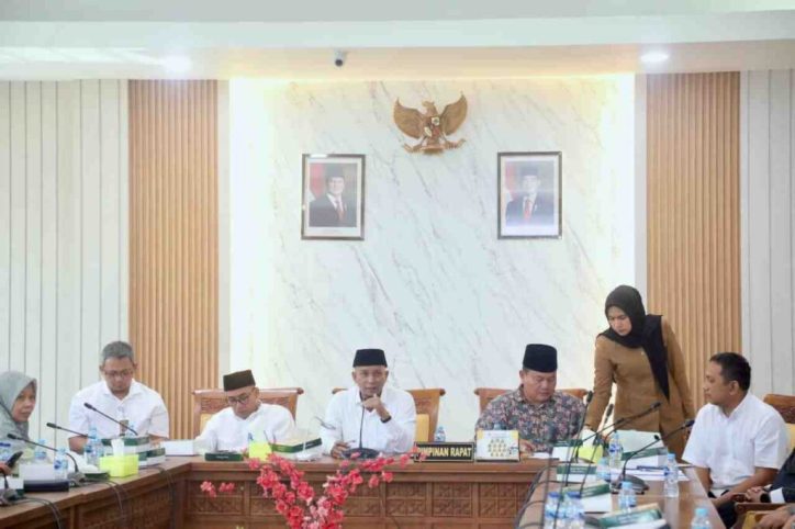 Pansus DPRD Kota Batam gelar rapat dan FGD, bahas perubahan Perda Pengelolaan Sampah.