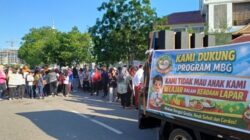 Ratusan siswa SD dan SMP di Batam ikut aksi dukung MBG, Minggu (21/6/2026)