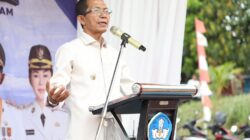 Wali Kota Batam, Amsakar Achmad, menyampaikan sambutan saat peletakan batu pertama pembangunan SMKN 13 Batam di Bengkong, Senin (13/7/2026). HUMAS DISKOMINFO BATAM