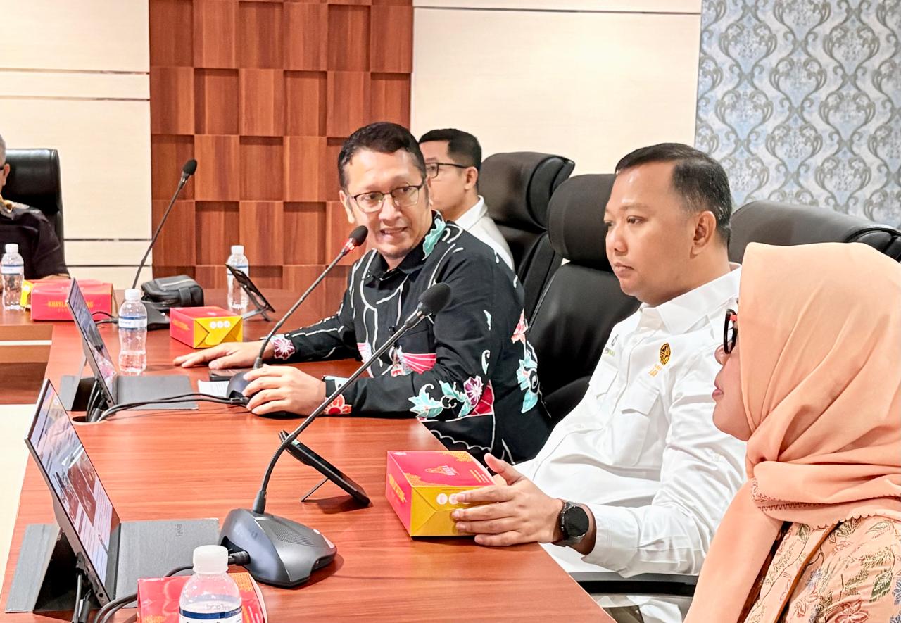 Kebakaran lahan seluas 35 hektare terjadi di kawasan Trans Barelang, Tembesi, Sagulung, Batam, Kepulauan Riau, Sabtu (22/8/2026) kemarin. (Foto: AlurNews)
