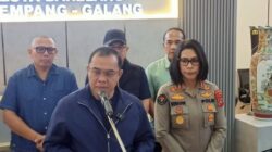 Wakabareskrim Polri, Irjen Pol Nunung Syaifuddin memberikan keterangan pers di Polresta barelang, Minggu (16/8/2026).