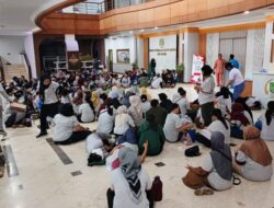 Ratusan Pekerja PT Ghim Li Duduki Gedung DPRD Batam, Tuntut Kepastian Hak