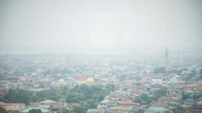 Kabut Asap  Selimuti Batam, Kualitas Udara Masuk Kategori Tidak Sehat