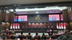 Sidang putusan gugatan terkait syarat pendidikan Gibran di MK. (Mulia/detikcom)